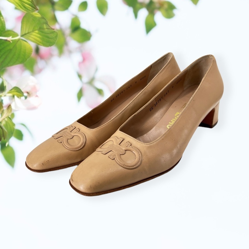 SALVATORE Ferragamo Pumps - Picture 4 of 10